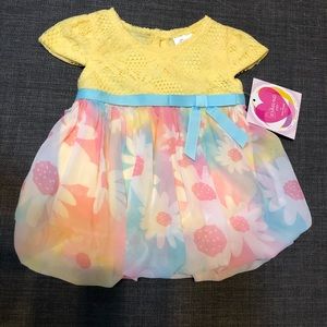 New with tags 0-3 MO girls dress: yellow & floral
